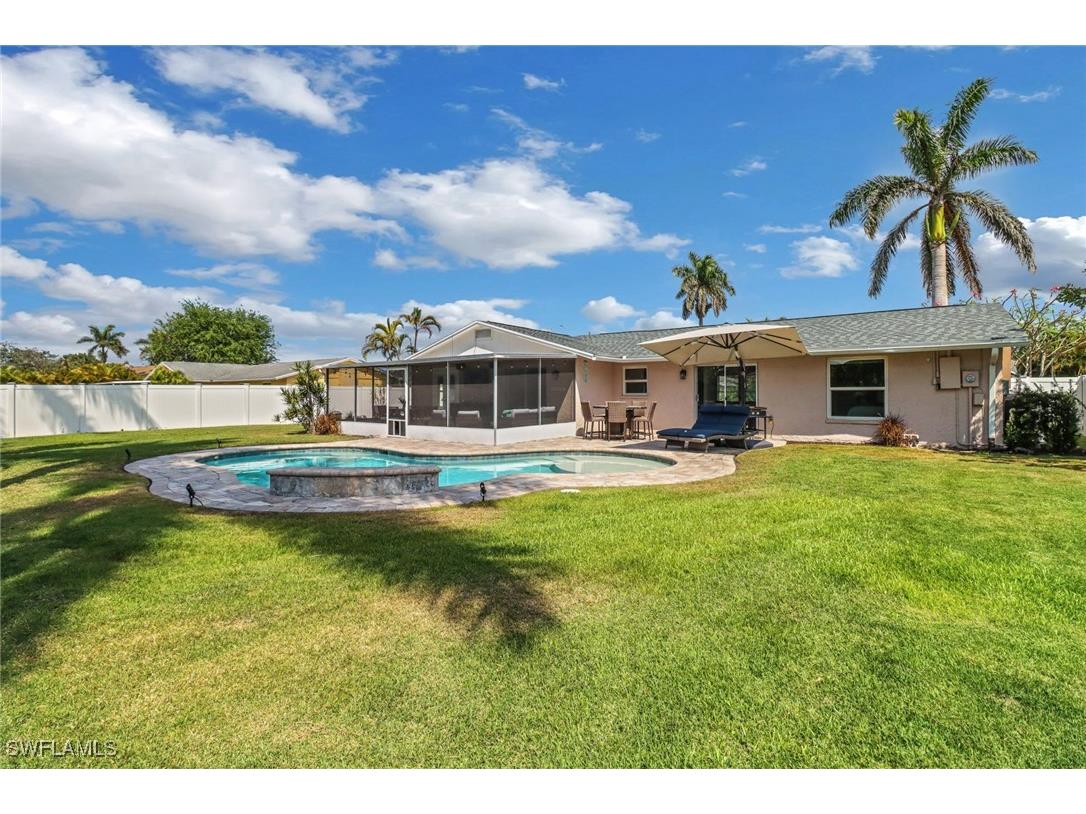 2680 Longboat Drive Naples FL 34104 225070855 image8