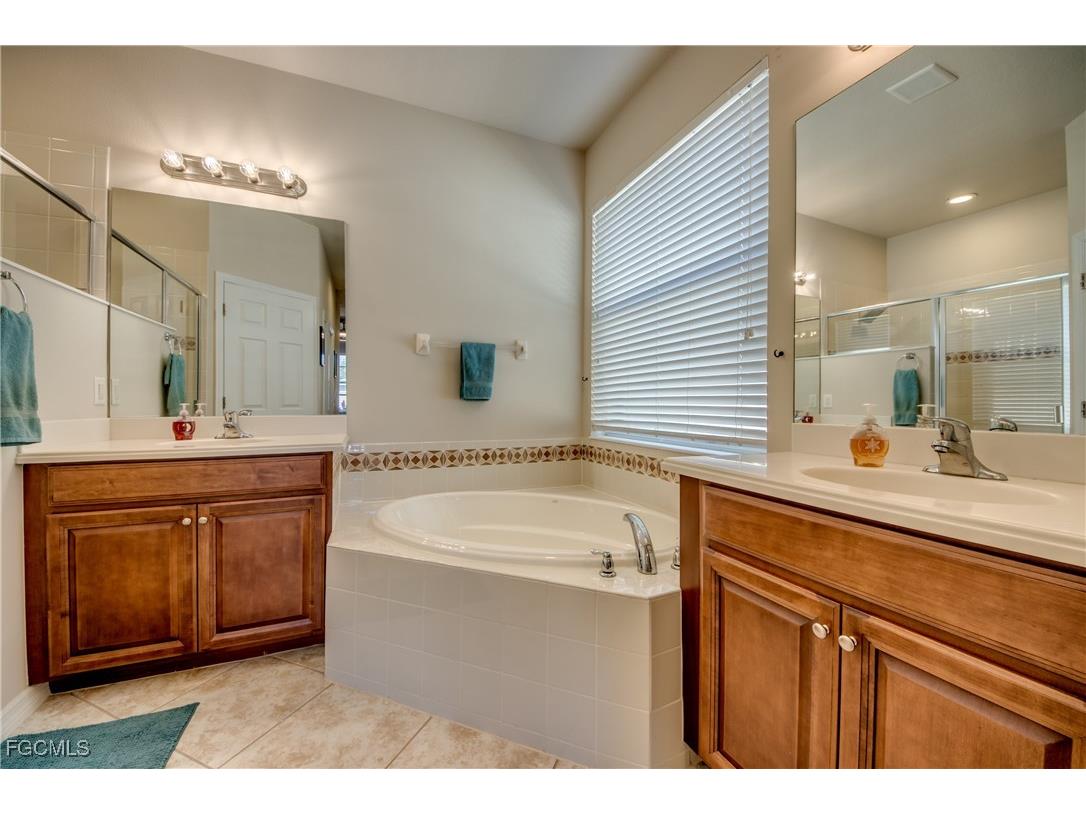 2681 Brightside Court Cape Coral FL 33991 2025020306 image32