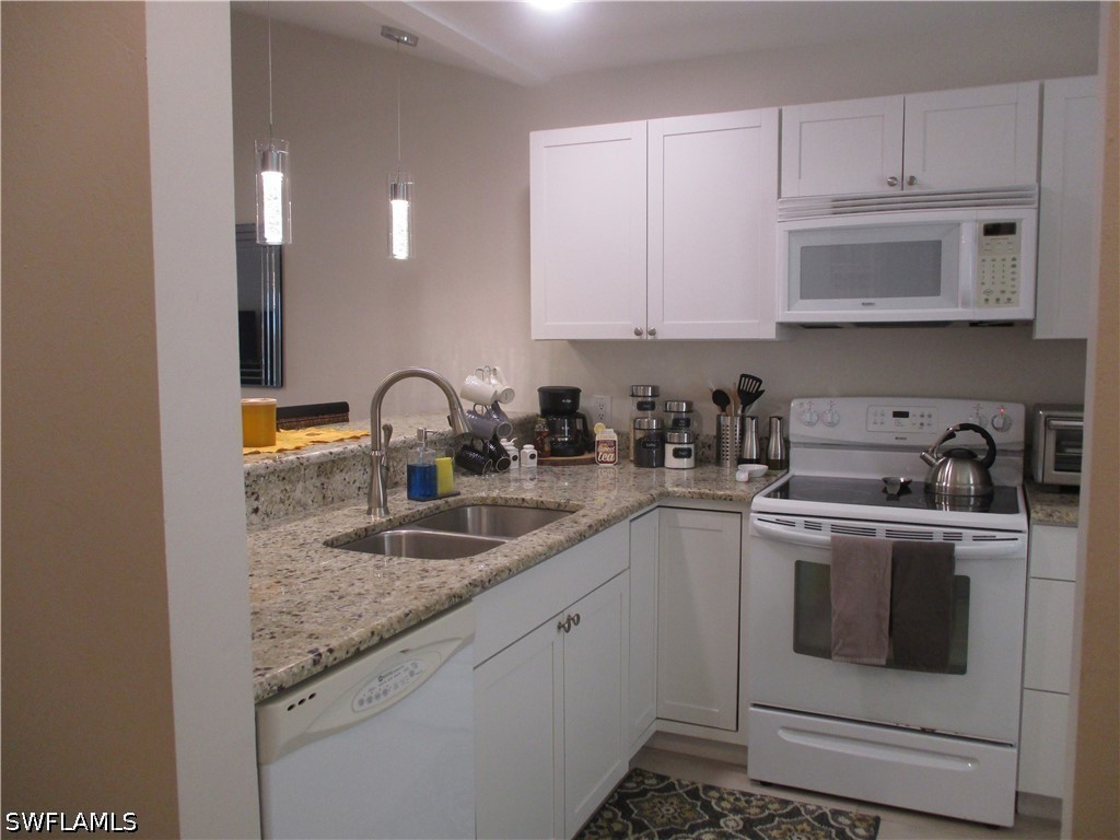 2684 Kings Lake Boulevard #203 Naples FL 34112 226025276 image4
