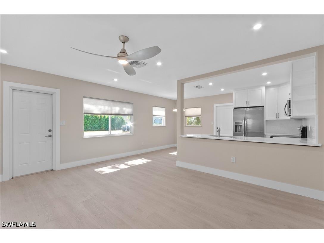 2685 Van Buren Avenue Naples FL 34112 226023448 image4