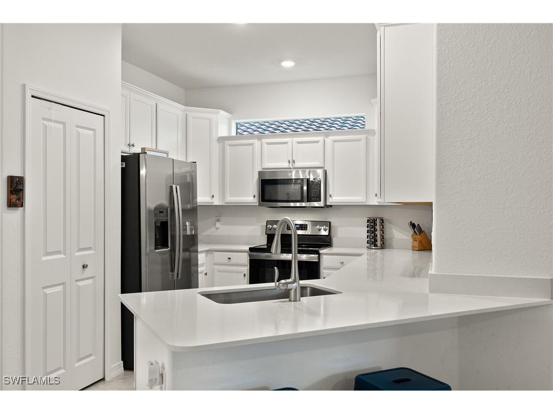 2685 Vine Avenue Naples FL 34120 225075121 image11