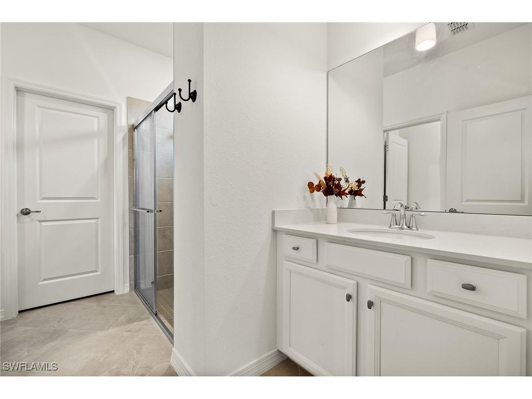 2685 Vine Avenue Naples FL 34120 225075121 image19