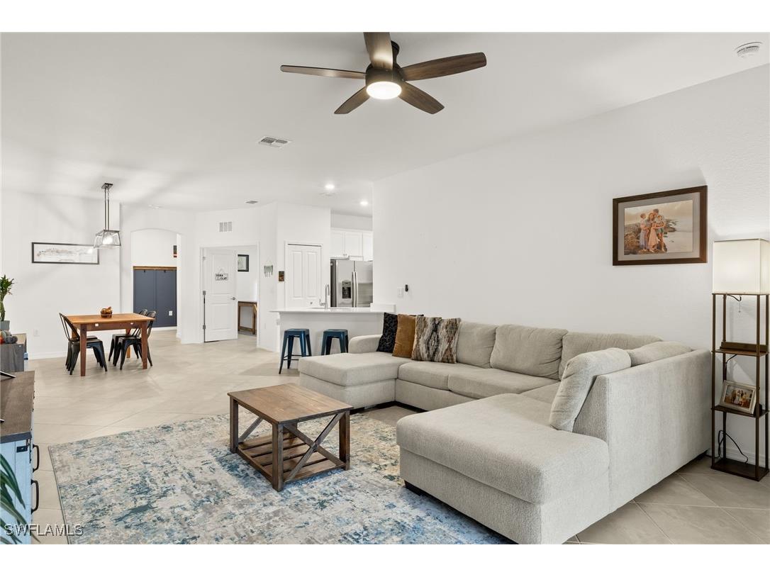 2685 Vine Avenue Naples FL 34120 225075121 image6