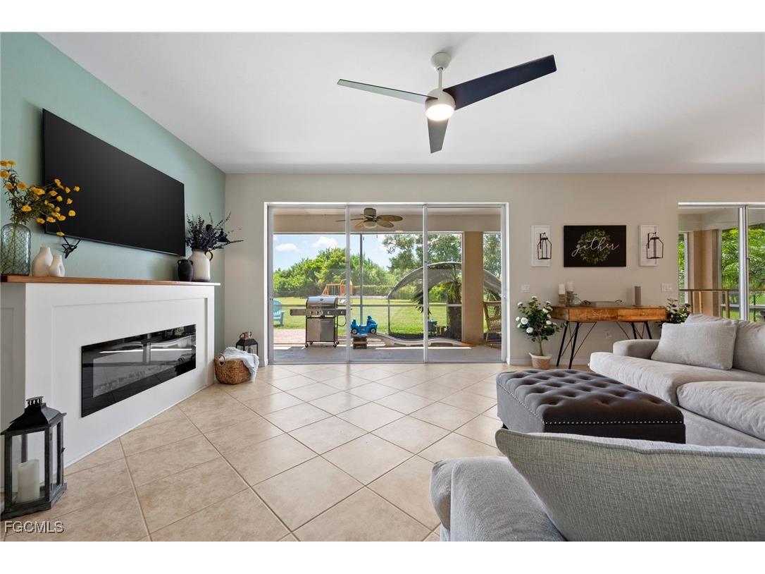 2688 Bellingham Court Cape Coral FL 33991 2026000448 image10