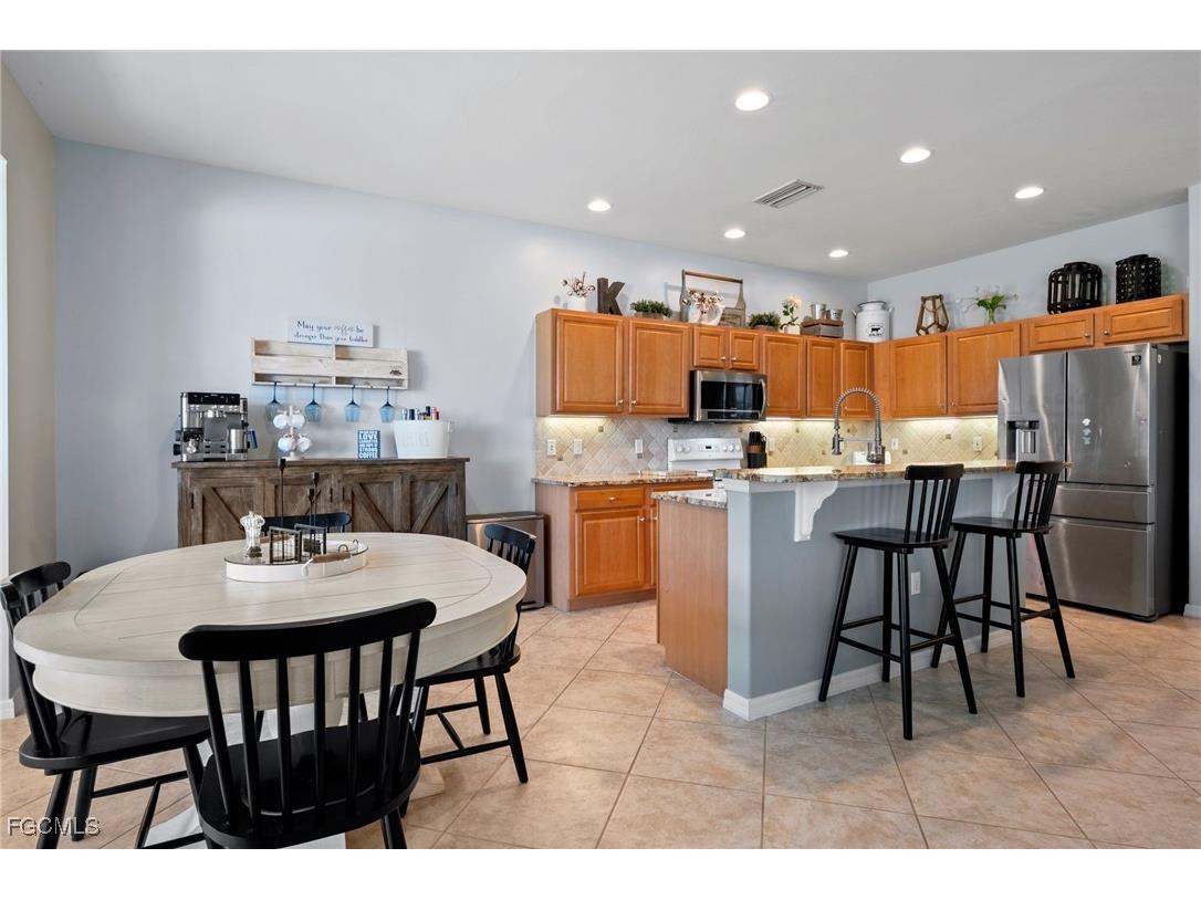 2688 Bellingham Court Cape Coral FL 33991 2026000448 image13