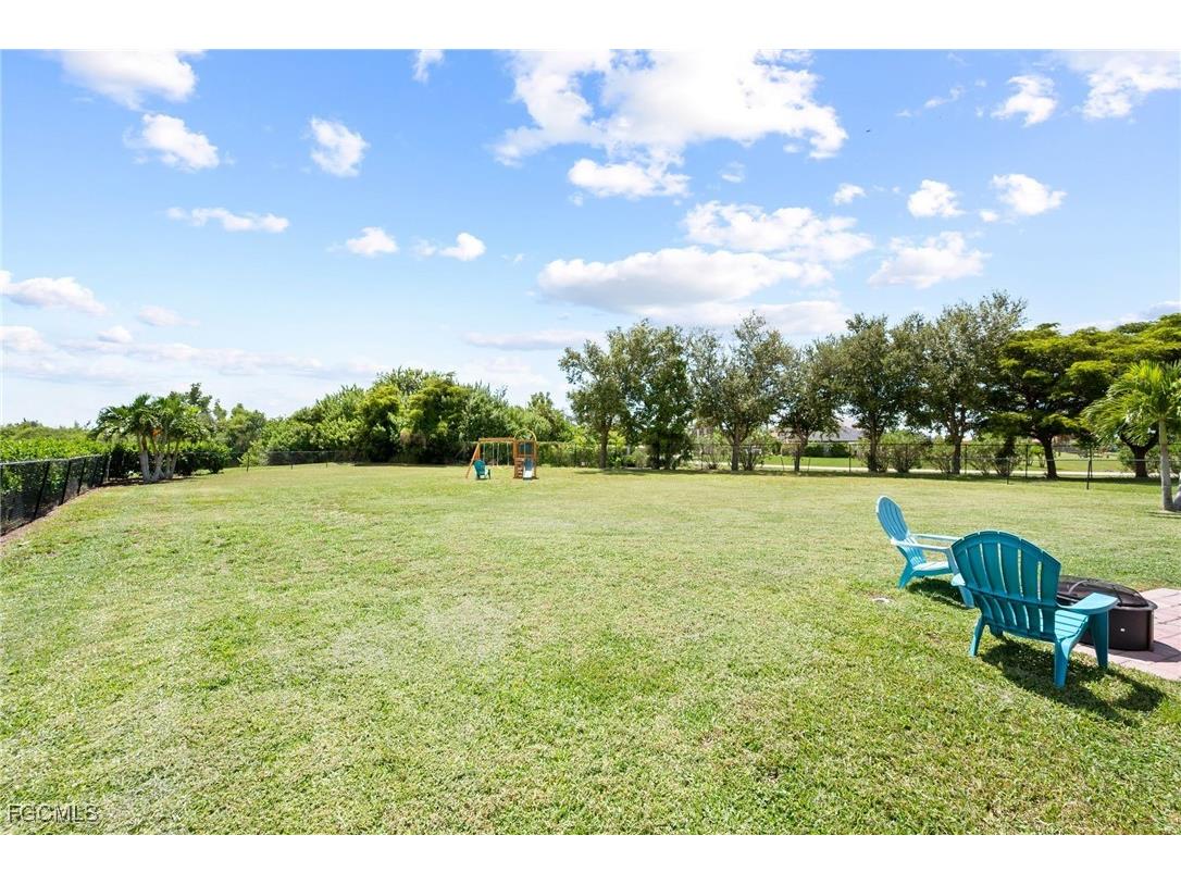 2688 Bellingham Court Cape Coral FL 33991 2026000448 image21