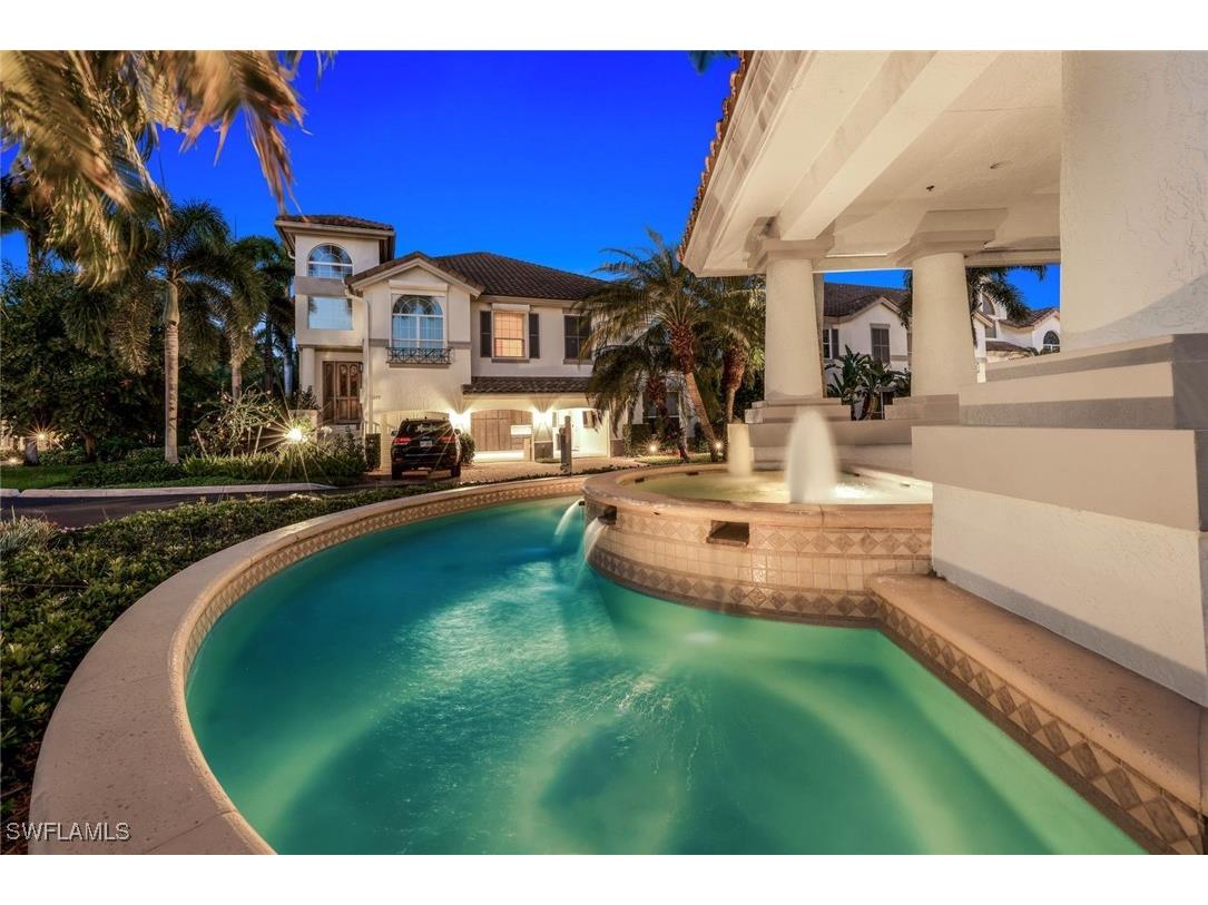 269 Colonde Circle #2802 Naples FL 34103 225070388 image3