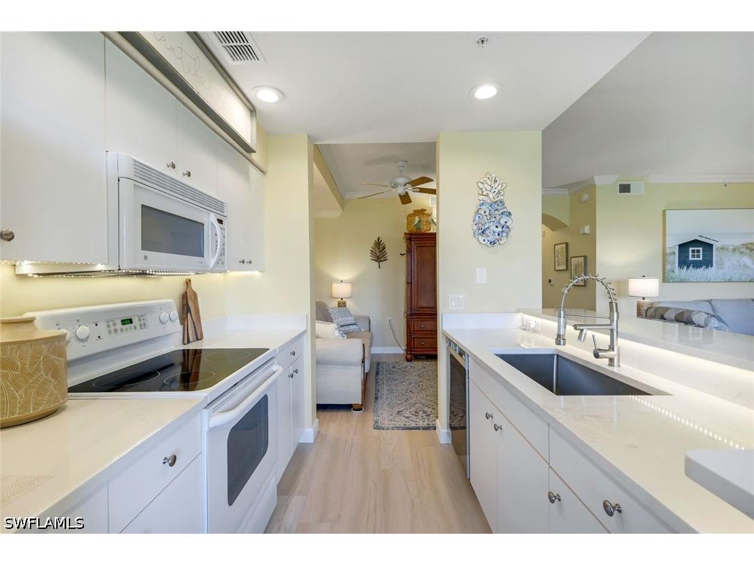 2690 Cypress Trace Circle #3212 Naples FL 34119 226013618 image12