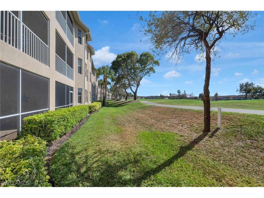 2690 Cypress Trace Circle #3214 Naples FL 34119 226009046 image2