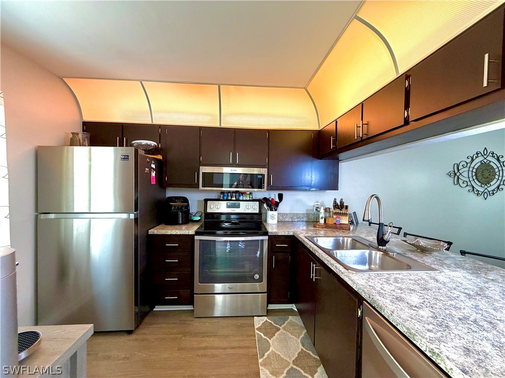 2690 Kings Lake Boulevard #102 Naples FL 34112 226010984 image10