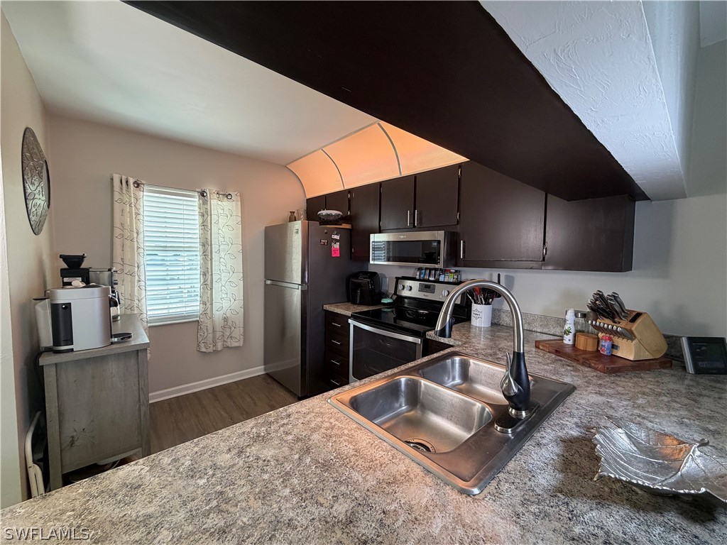 2690 Kings Lake Boulevard #102 Naples FL 34112 226010984 image9