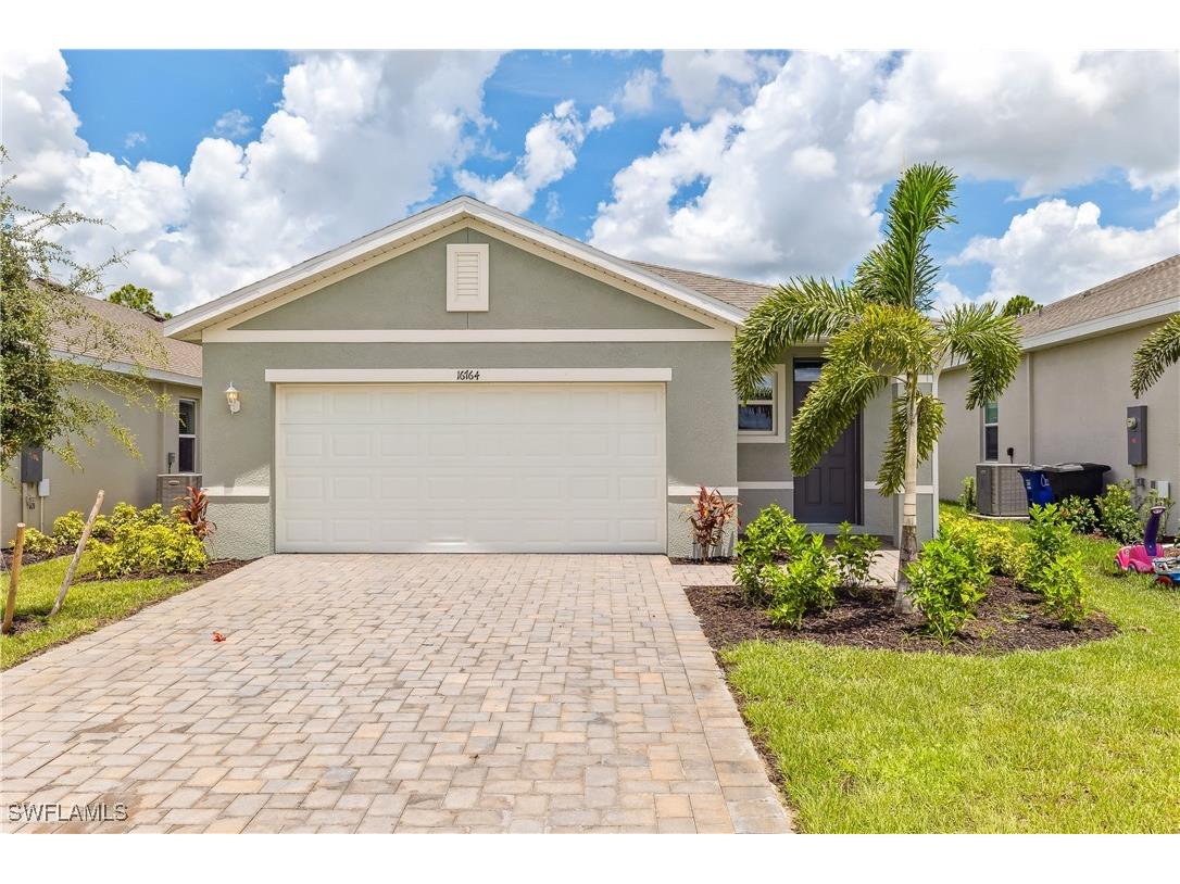 2690 Soft Coral Way North Fort Myers FL 33903 225076953 image1