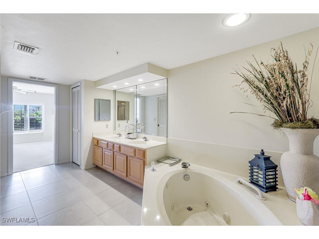 26900 Wedgewood Drive #304 Bonita Springs FL 34134 225072686 image15