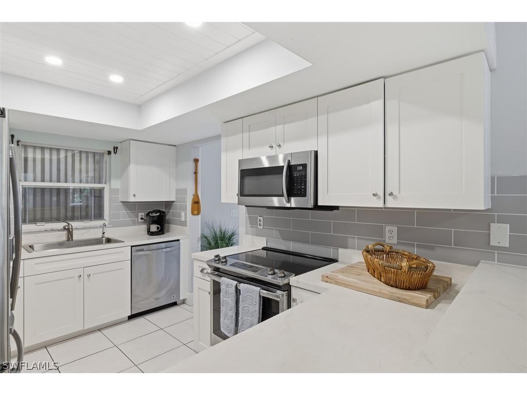 26920 Spanish Gardens Drive Bonita Springs FL 34135 226011389 image1