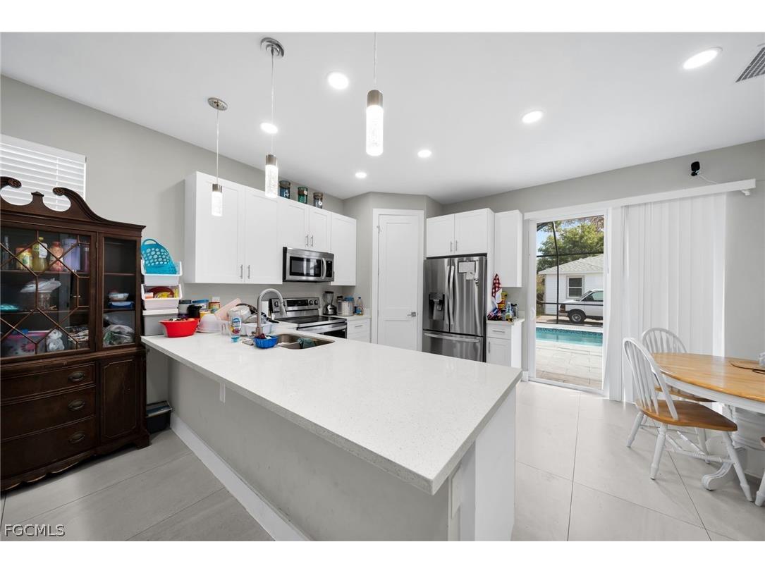 26961 N Riverside Drive Bonita Springs FL 34135 2026011881 image4