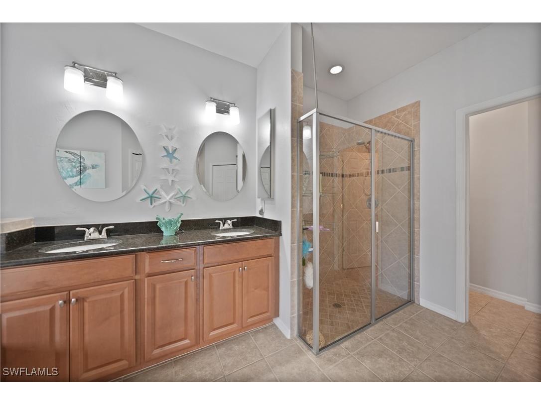 2697 Brightside Court Cape Coral FL 33991 2025001001 image18