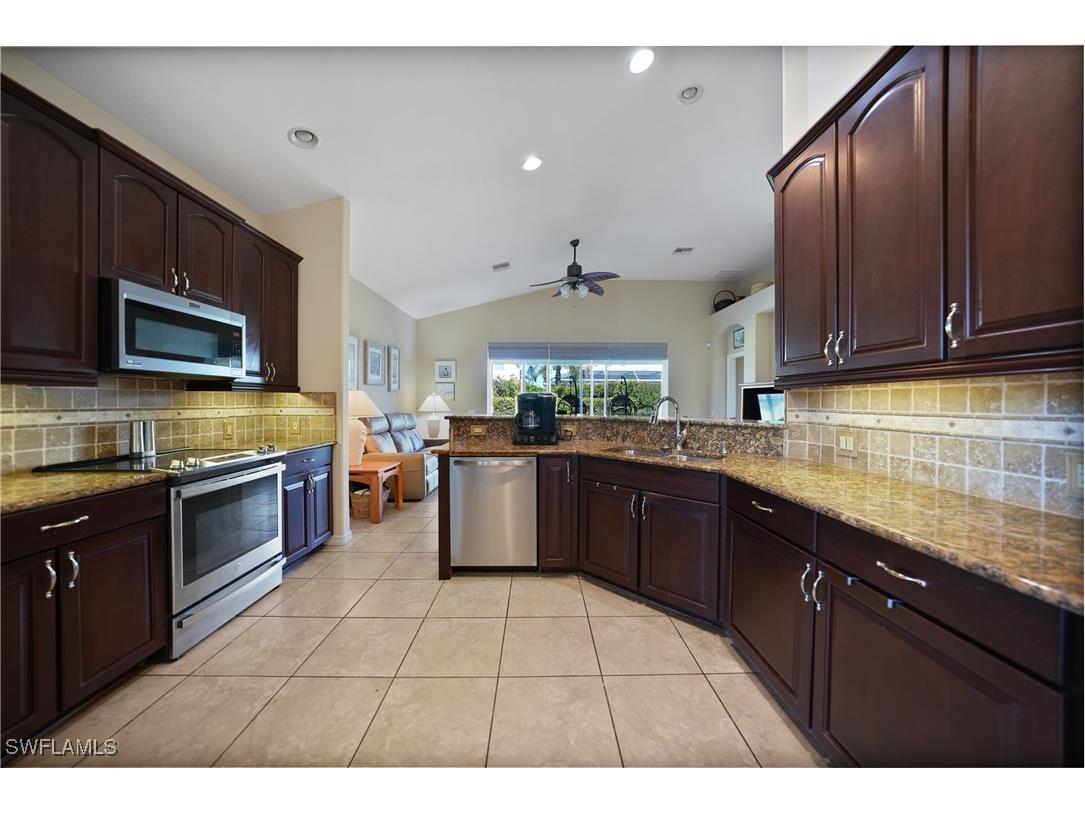 2697 Brightside Court Cape Coral FL 33991 2025001001 image5