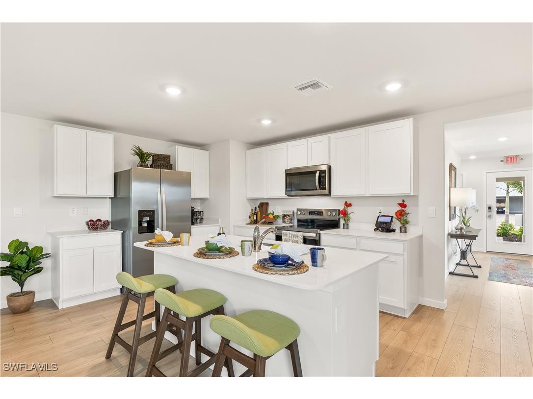 2698 Soft Coral Way North Fort Myers FL 33903 226002750 image6