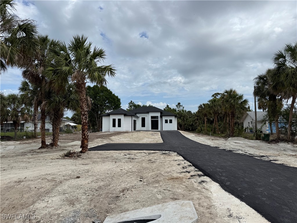 2699 2nd Avenue SE Naples FL 34117 225032761 image1