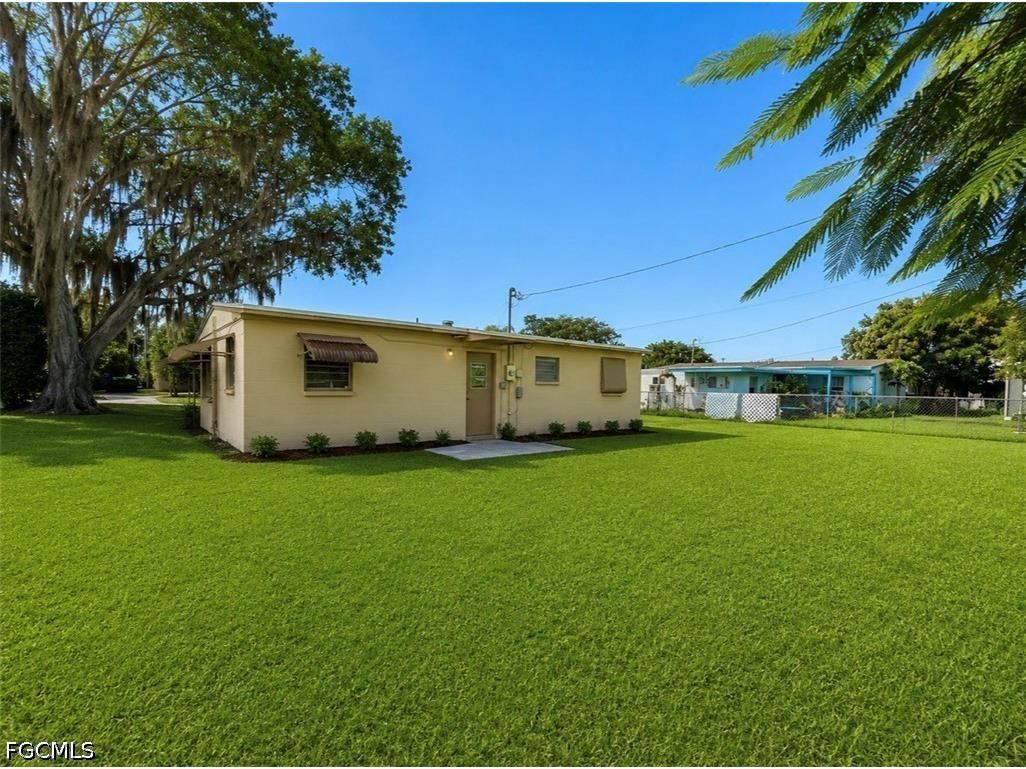 27 Apache Street Lehigh Acres FL 33936 2026029131 image3