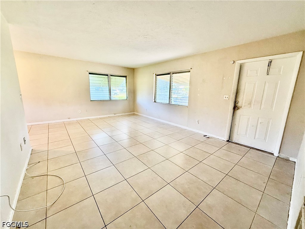 27 Apache Street Lehigh Acres FL 33936 2026029131 image7