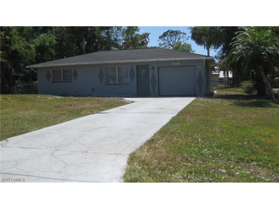 27 Blair Street North Fort Myers FL 33903 223023105 image1