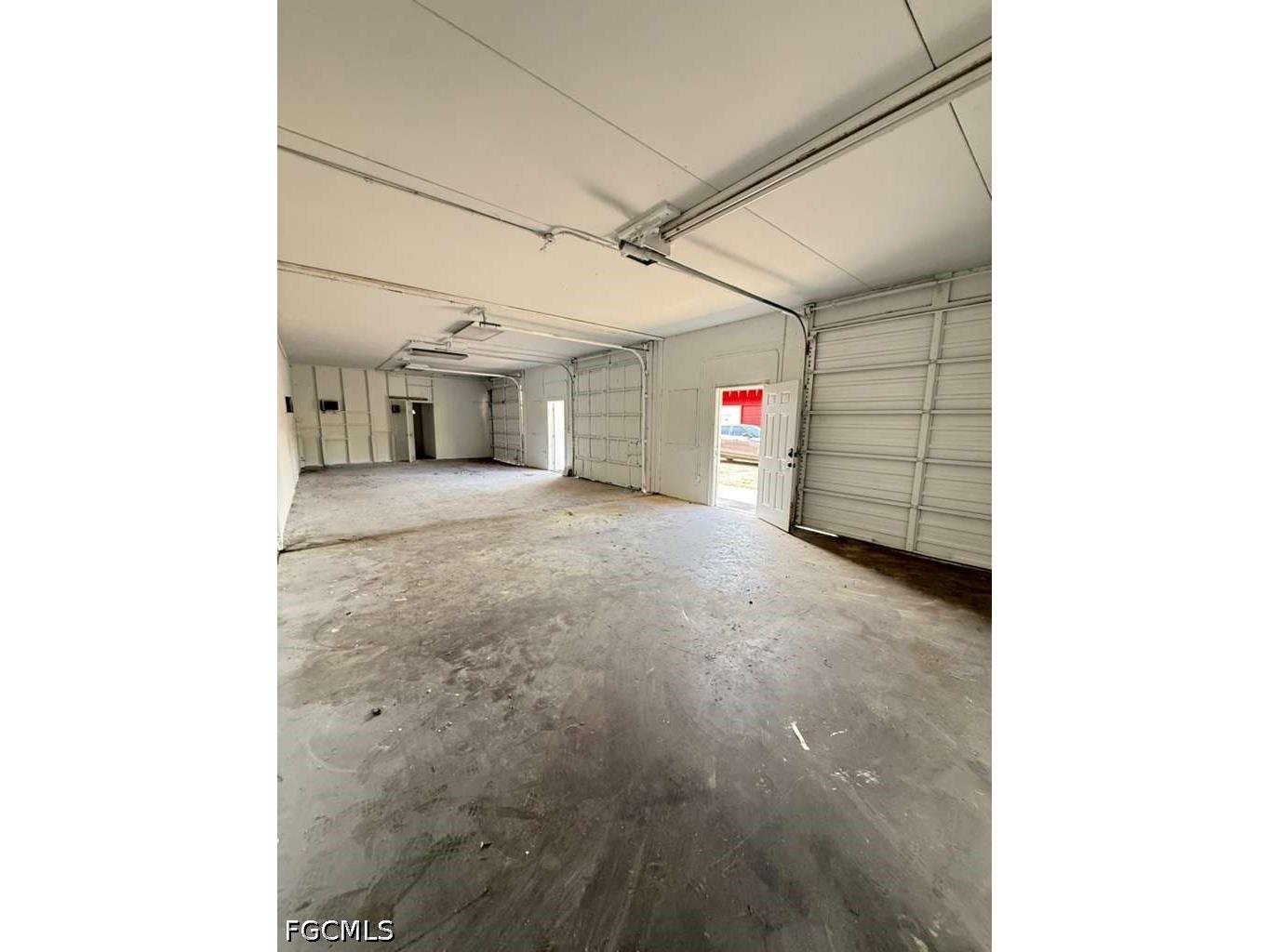 27 Cardinal Drive North Fort Myers FL 33917 2026020838 image10