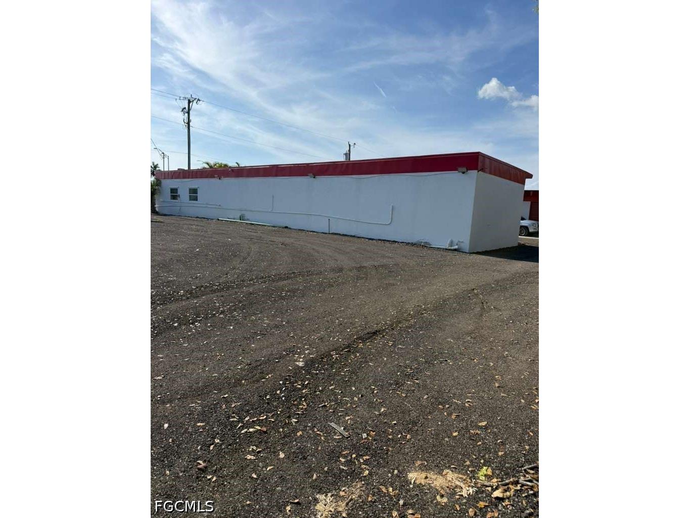 27 Cardinal Drive North Fort Myers FL 33917 2026020838 image3