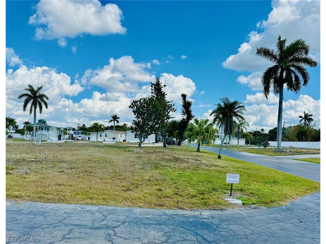 27 Cottonwood Drive Fort Myers FL 33908 2026012310 image9