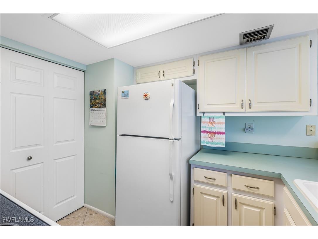 27 Greenbrier Street #6-109 Marco Island FL 34145 225076858 image8