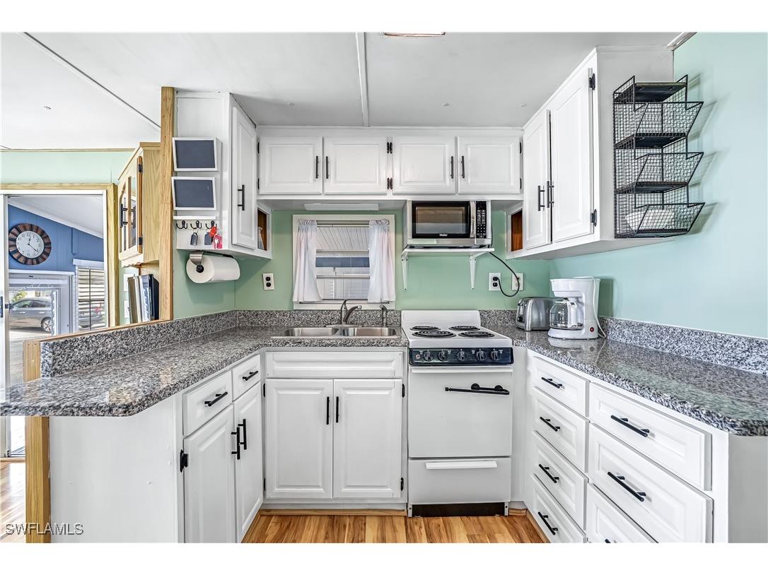 27 Jasper Drive #27JR Naples FL 34114 225065705 image4