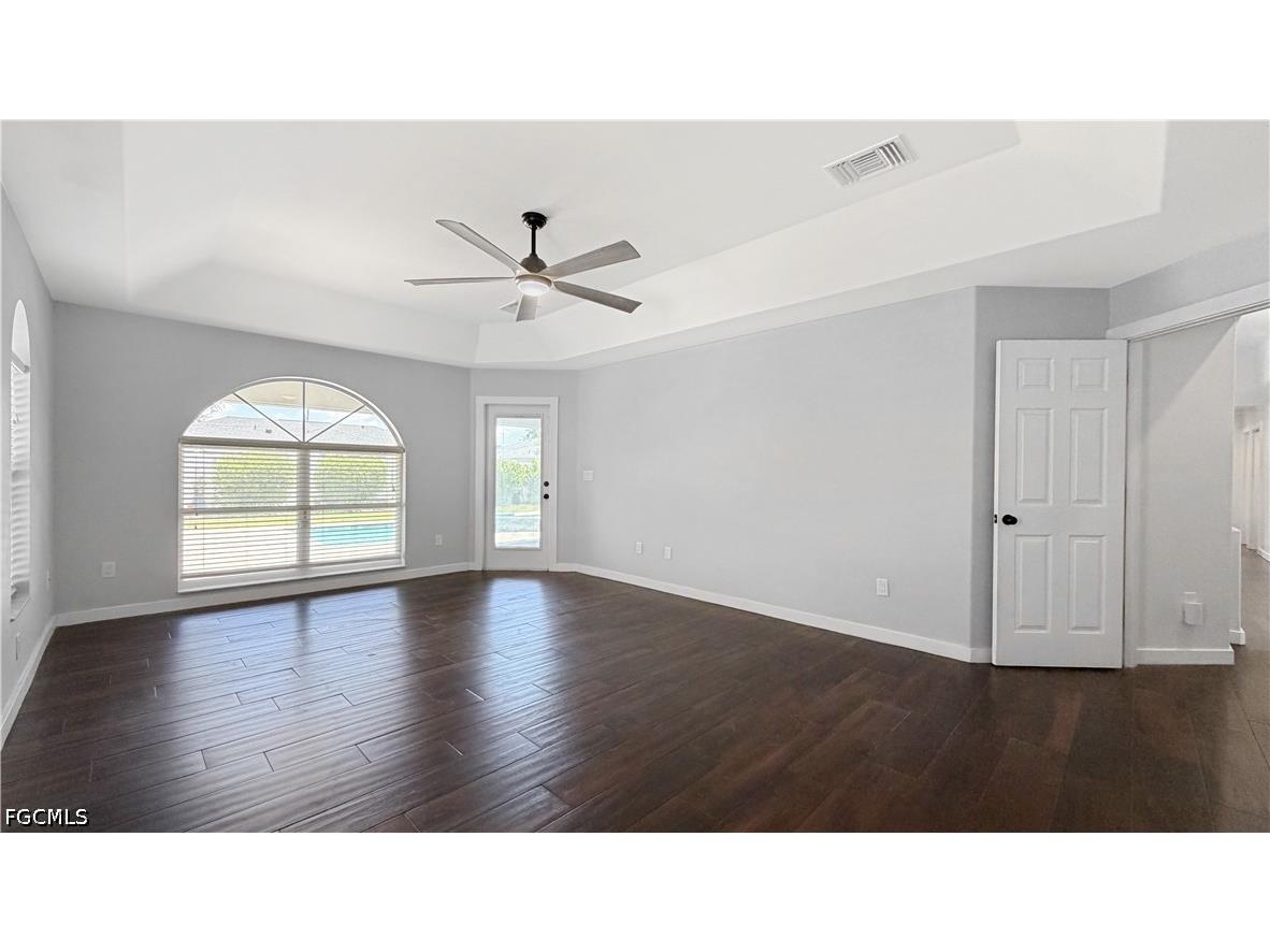 27 NE 20th Place Cape Coral FL 33909 2026019438 image12