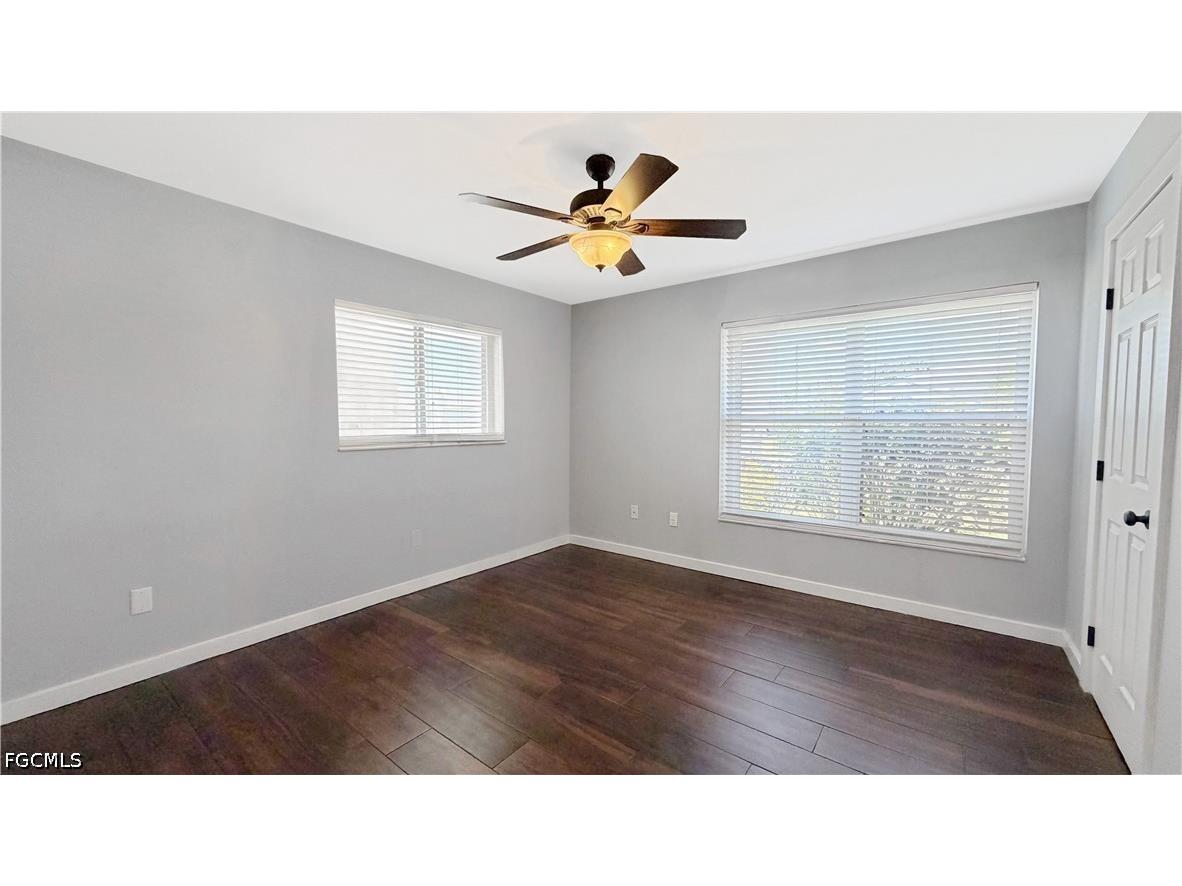 27 NE 20th Place Cape Coral FL 33909 2026019438 image17