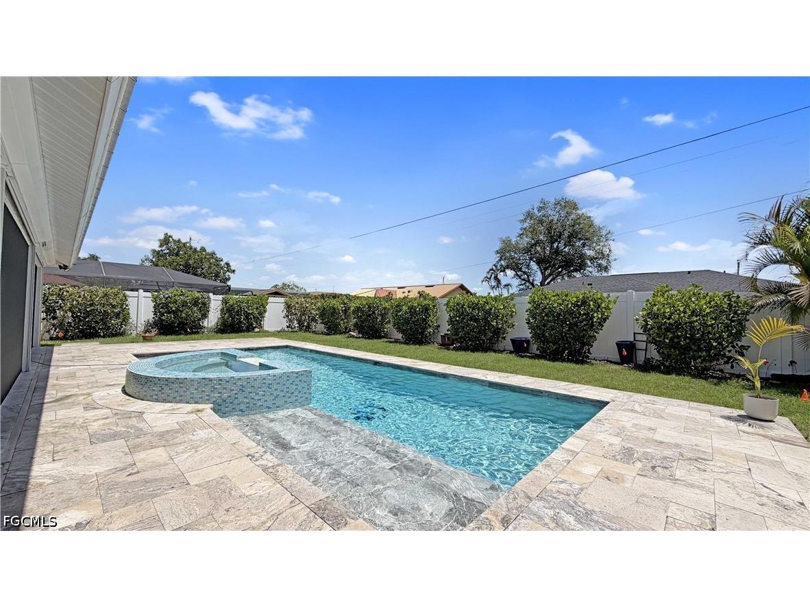 27 NE 20th Place Cape Coral FL 33909 2026019438 image35