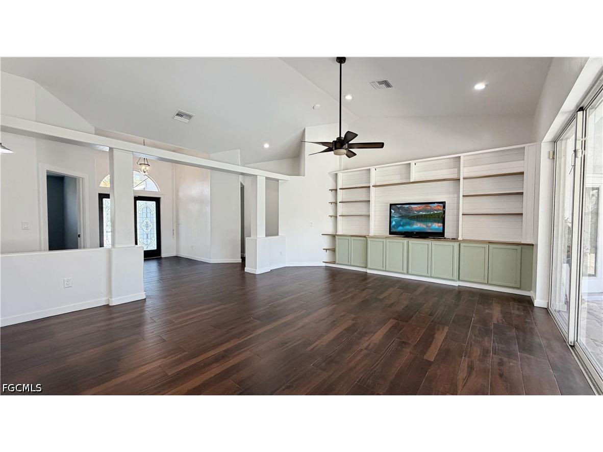 27 NE 20th Place Cape Coral FL 33909 2026019438 image5