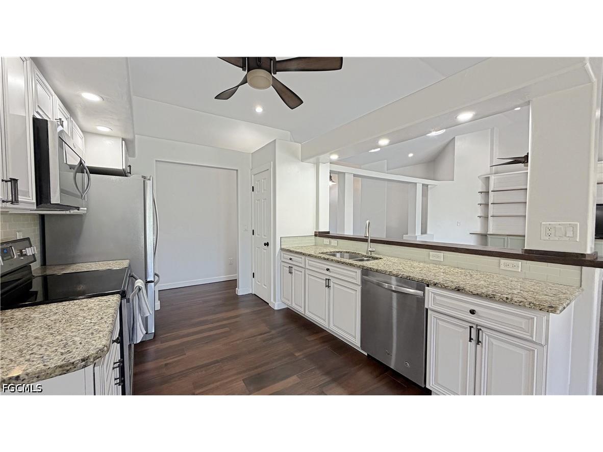 27 NE 20th Place Cape Coral FL 33909 2026019438 image8
