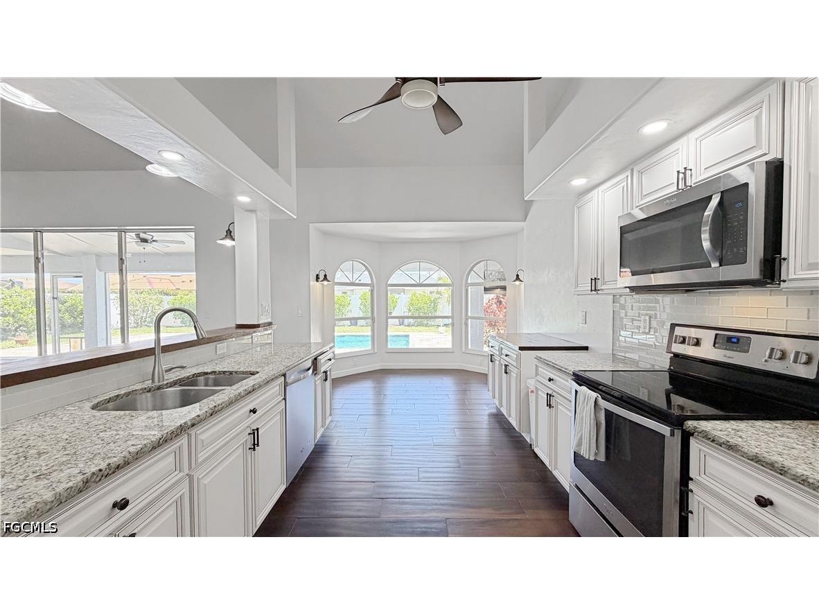 27 NE 20th Place Cape Coral FL 33909 2026019438 image9
