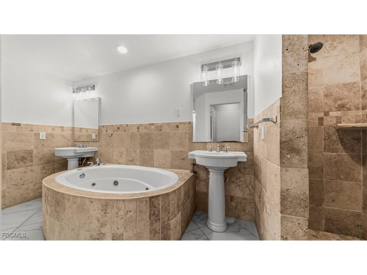  Cape Coral FL 33991 2025015522 image20