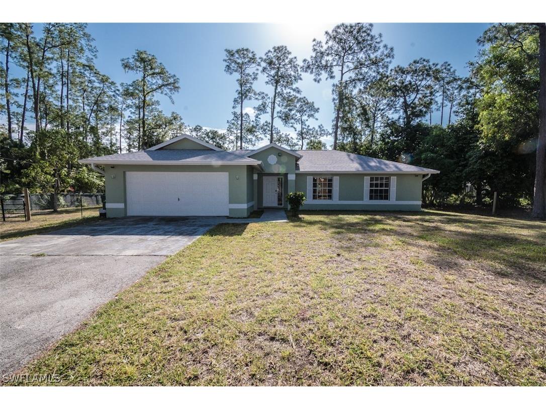 270 2nd Street SE Naples FL 34117 224033914 image1