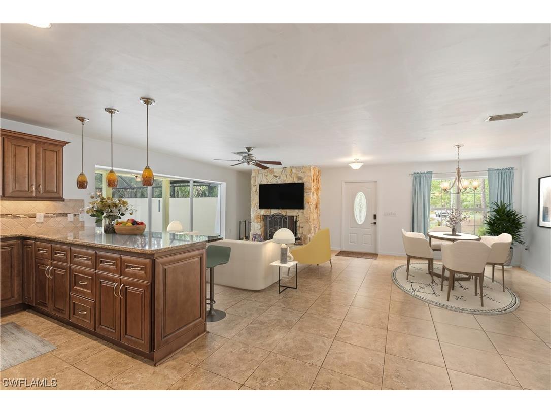 270 31st Street NW Naples FL 34120 223076320 image1