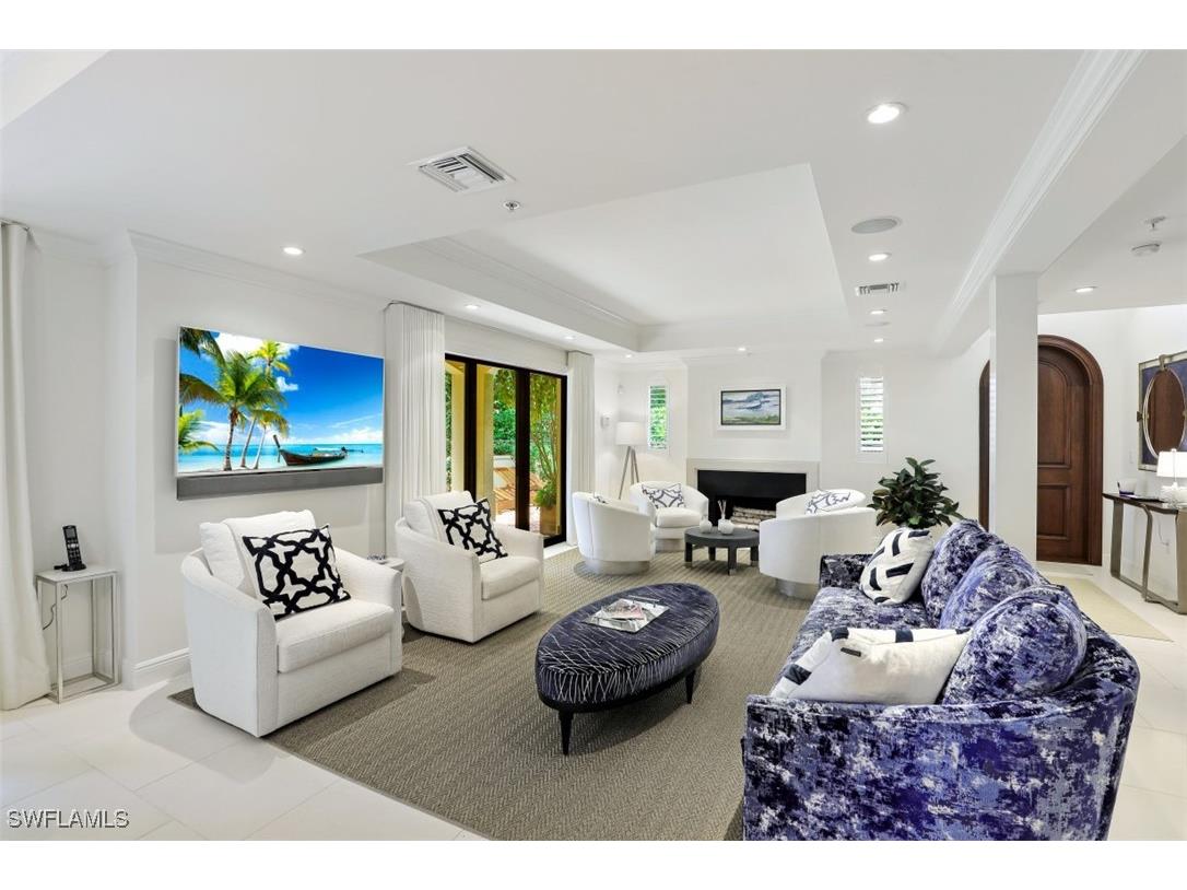 270 5th Avenue S #H-2 Naples FL 34102 225066012 image3