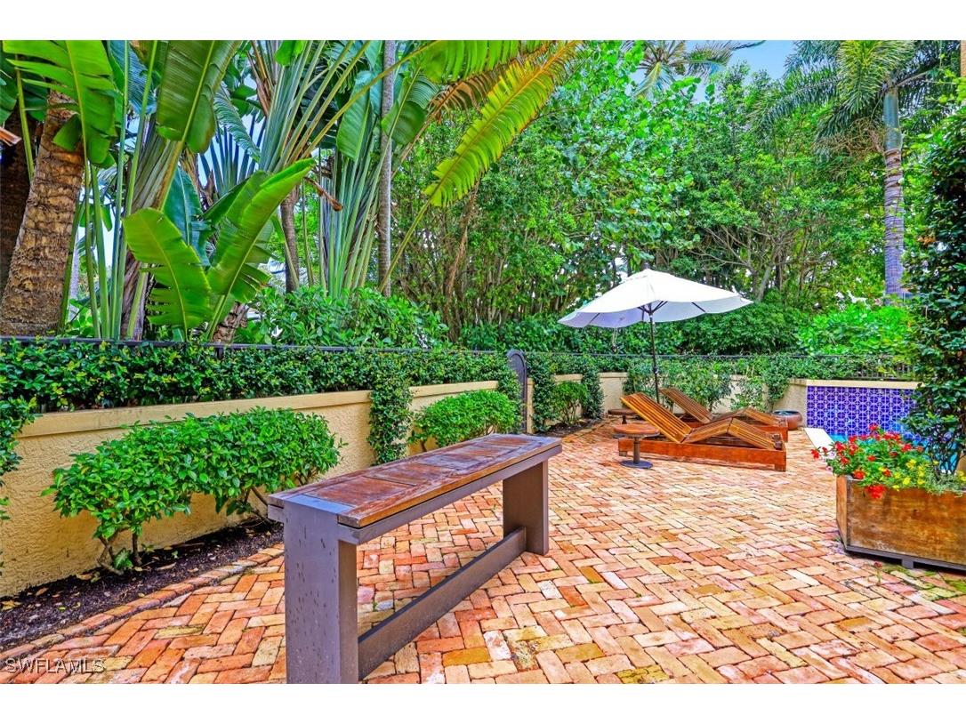 270 5th Avenue S #H-2 Naples FL 34102 225066012 image33