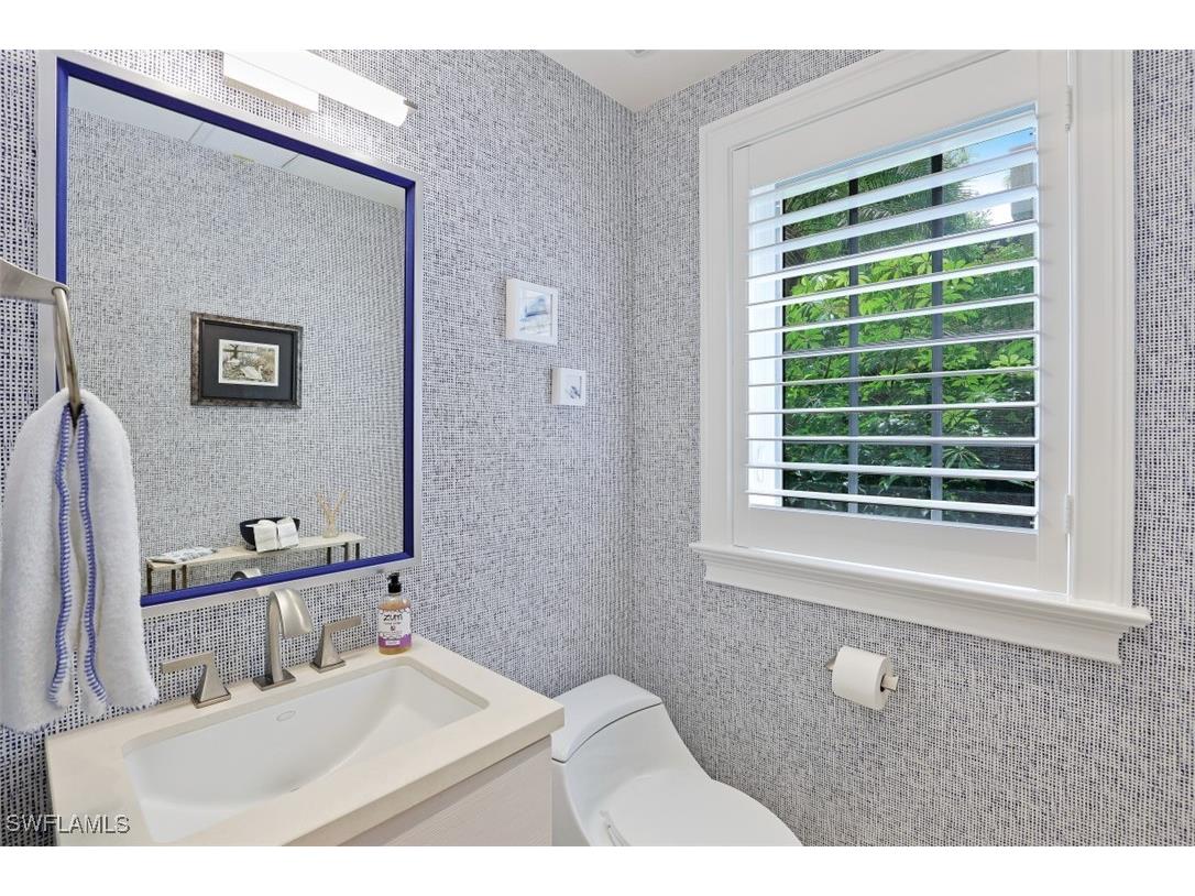 270 5th Avenue S #H-2 Naples FL 34102 225071078 image12