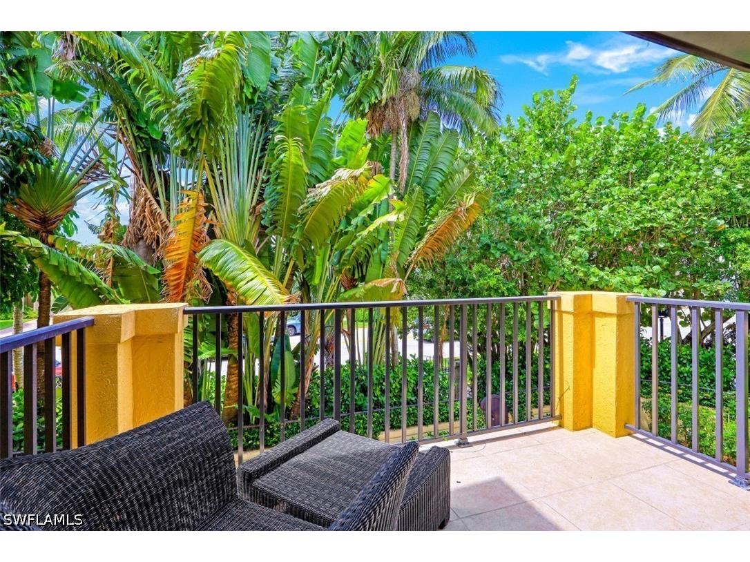 270 5th Avenue S #H-2 Naples FL 34102 226016782 image27