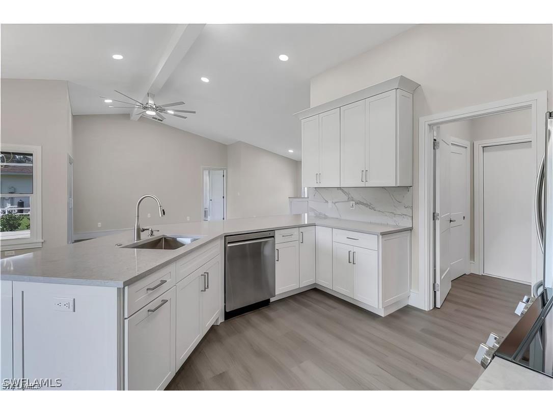 270 Madison Drive Naples FL 34110 226012332 image13