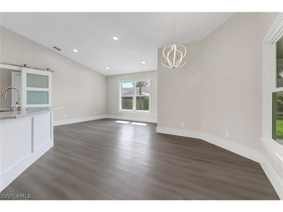 270 Madison Drive Naples FL 34110 226012332 image6