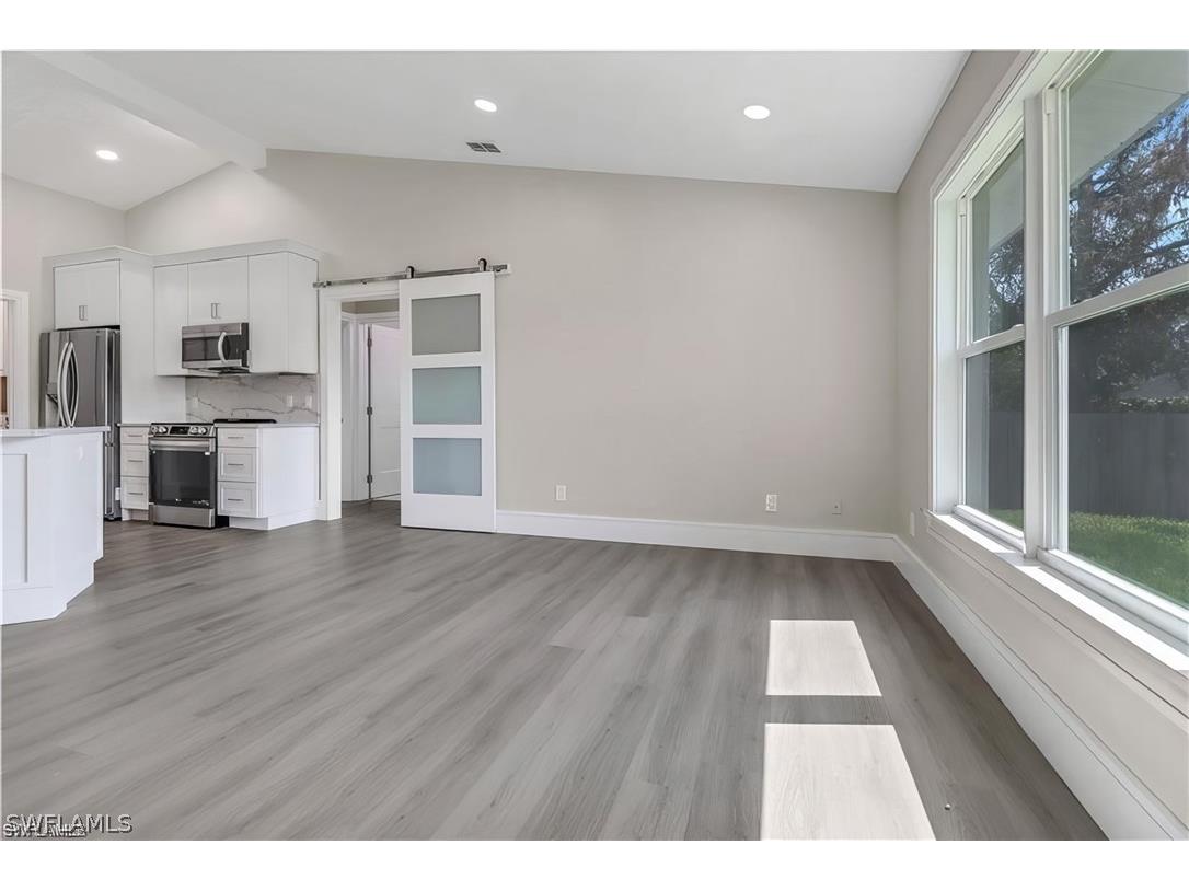 270 Madison Drive Naples FL 34110 226012332 image8