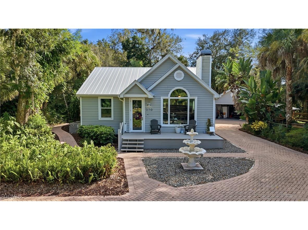 270 River Oaks Drive Labelle FL 33935 2025016950 image1