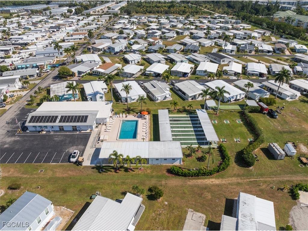 270 Yorkshire Avenue Fort Myers FL 33908 2025020937 image5