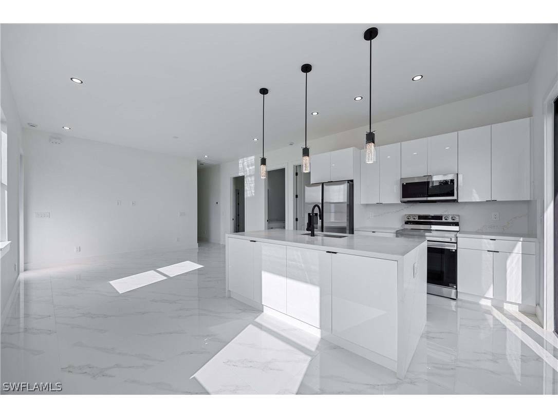 2700 49th Street SW Lehigh Acres FL 33976 226012297 image9